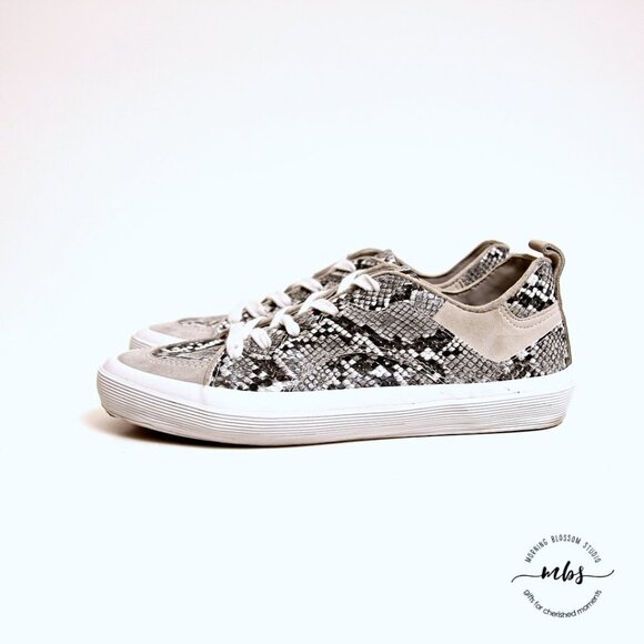 Zara Snakeskin Lace Up Sneakers - Picture 5 of 13